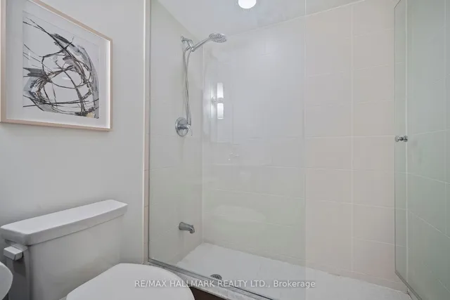 Additional image 31 of 320 Richmond St Unit 203