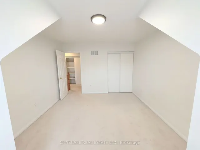 Additional image 21 of 1518 Swann Cres