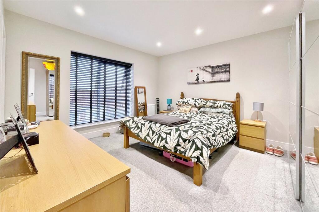 Additional image 7 of Goring Road, Goring-by-Sea, Worthing, West Sussex, BN12