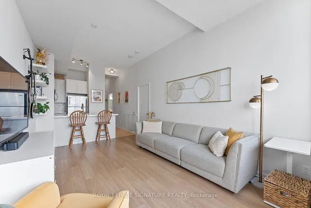 Additional image 6 of 1600 Keele St Unit 1121