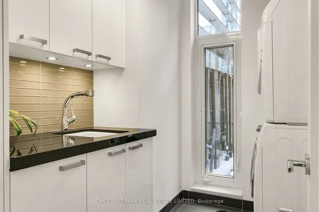 Additional image 32 of 63 St Mary St Unit TH 2