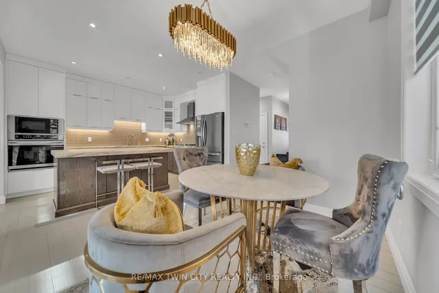 Additional image 10 of 114 Rivertrail Ave