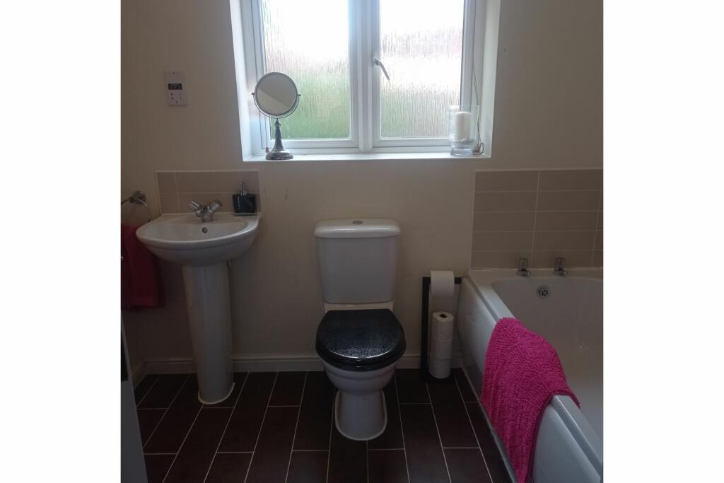 Additional image 13 of Meadow Way, Pontyclun, CF72