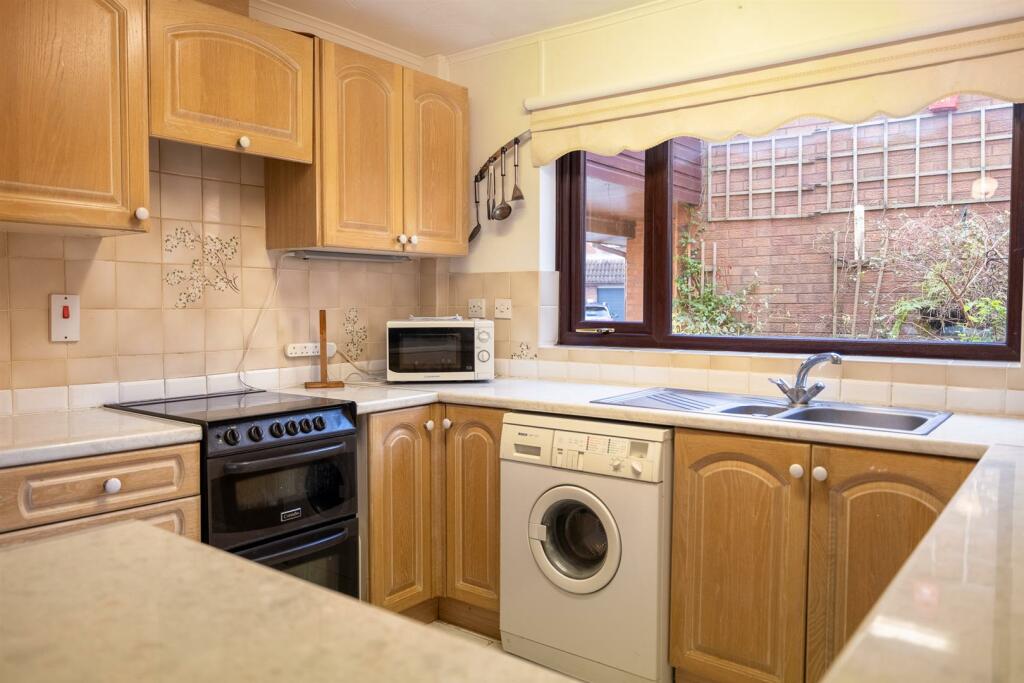 Additional image 9 of Glendale Grove, Spital, Wirral