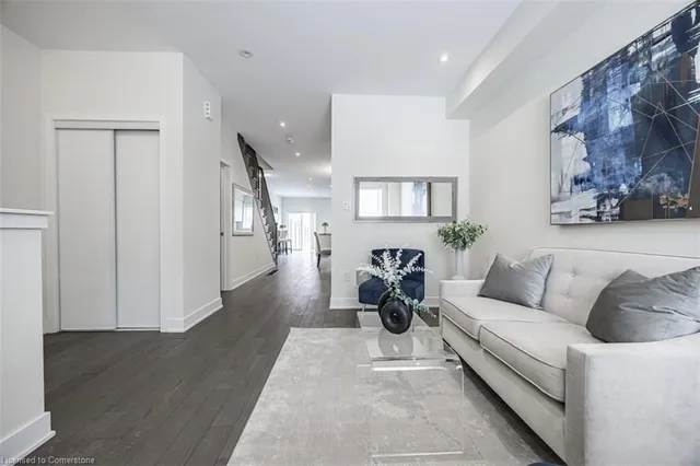 Additional image 5 of 121 William Duncan Rd