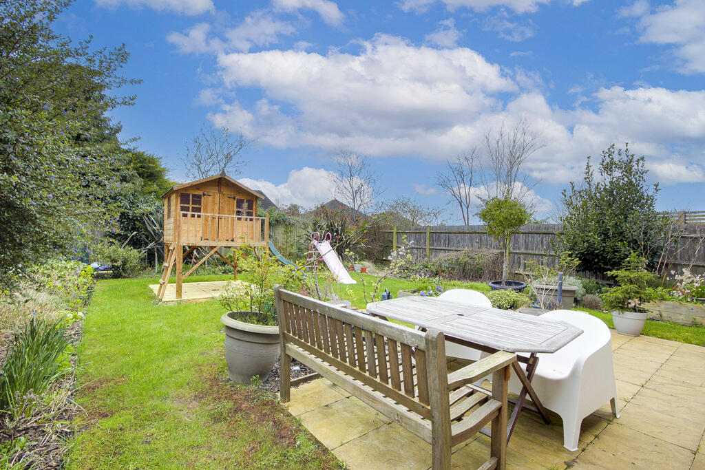 Additional image 13 of Waratah Drive, Chislehurst BR7