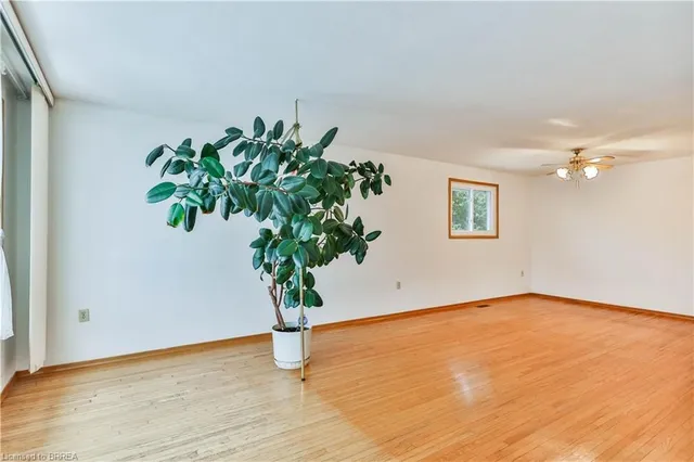 Additional image 6 of 15 Queensbury Dr