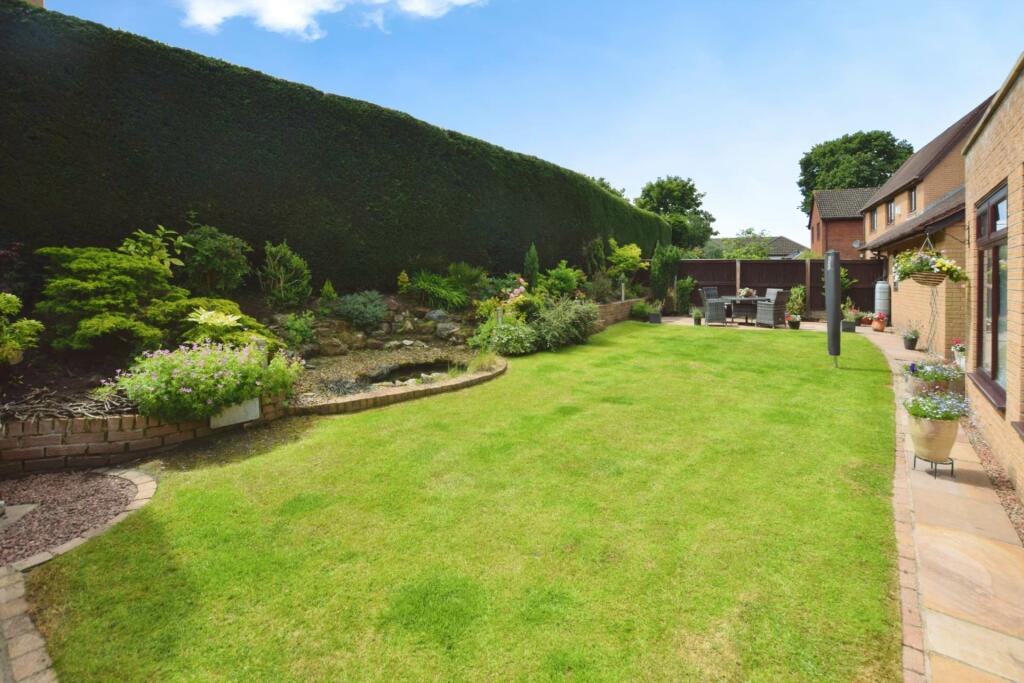 Additional image 32 of Dibbinview Grove, Spital