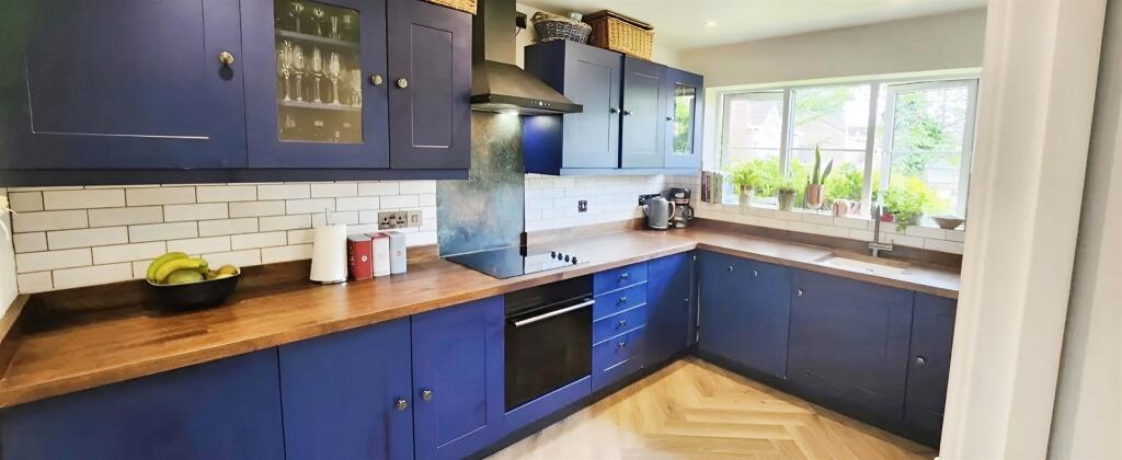 Additional image 4 of Rhodfa Ceirios, Pen-Y-Fai, Bridgend