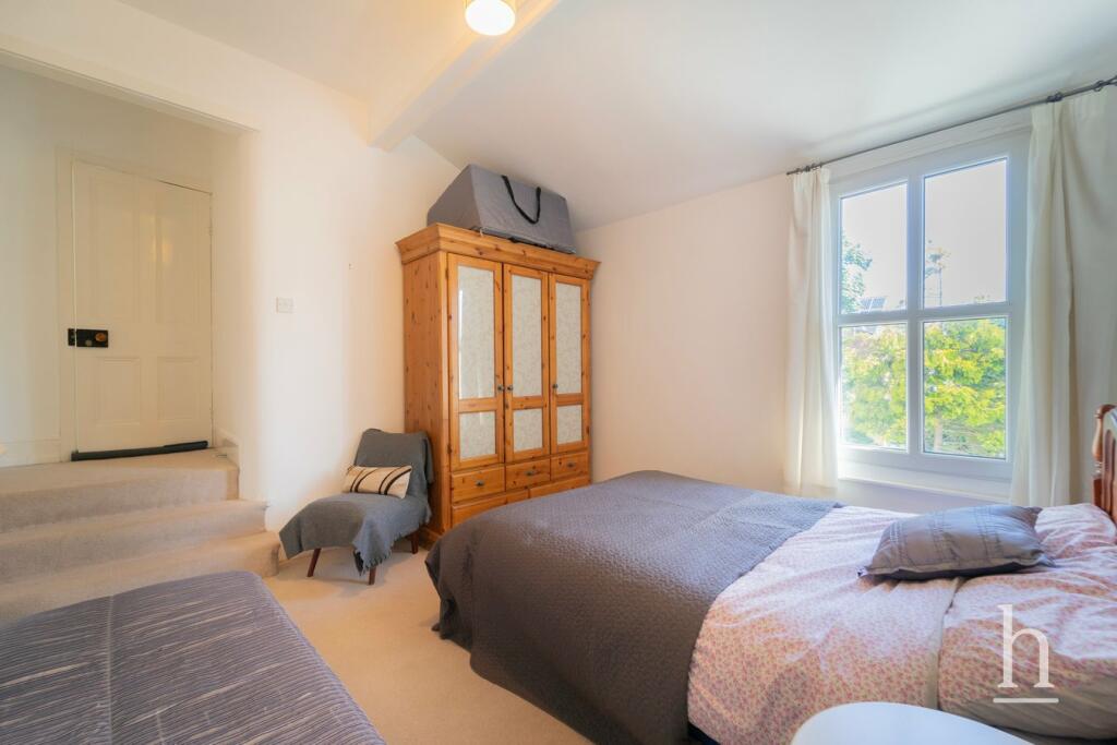 Additional image 16 of Birkenhead Road, Hoylake, CH47