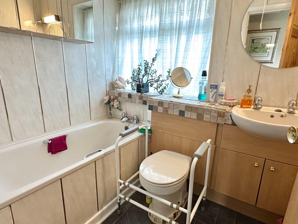 Additional image 15 of Fourwinds, Cwm Glo Road, Heolgerrig, Merthyr Tydfil