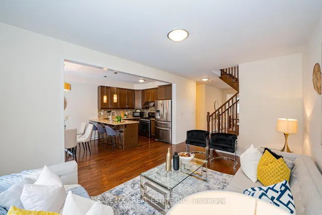 Additional image 11 of 305 Trudeau Dr