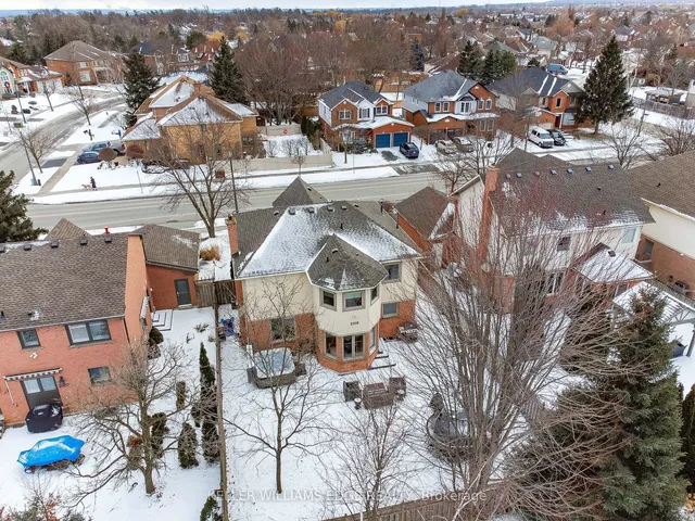 Additional image 34 of 2109 Country Club Dr