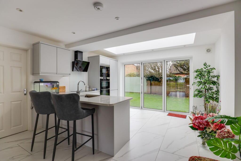 Additional image 7 of Whitcliffe Drive, Penarth