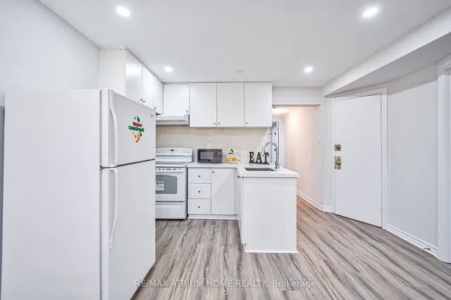 Additional image 34 of 18 Castle Hill Dr