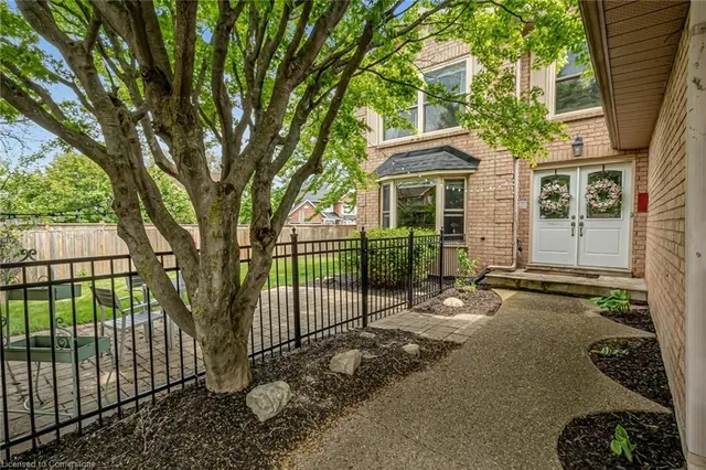 Additional image 3 of 2218 Vista Dr