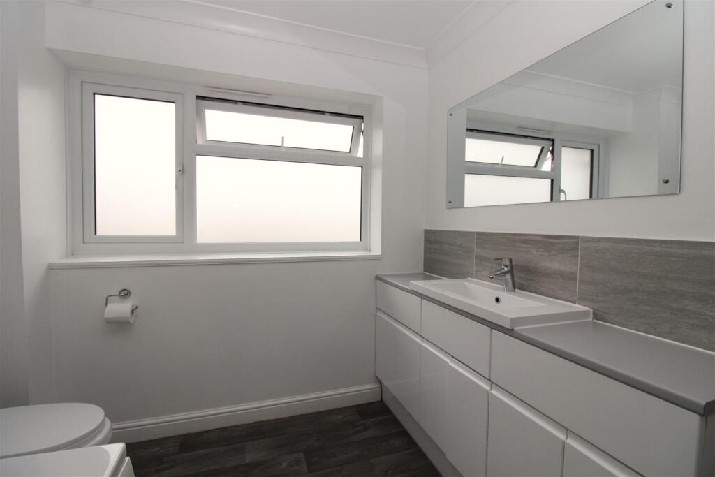 Additional image 13 of Southfields Road, Littlehampton