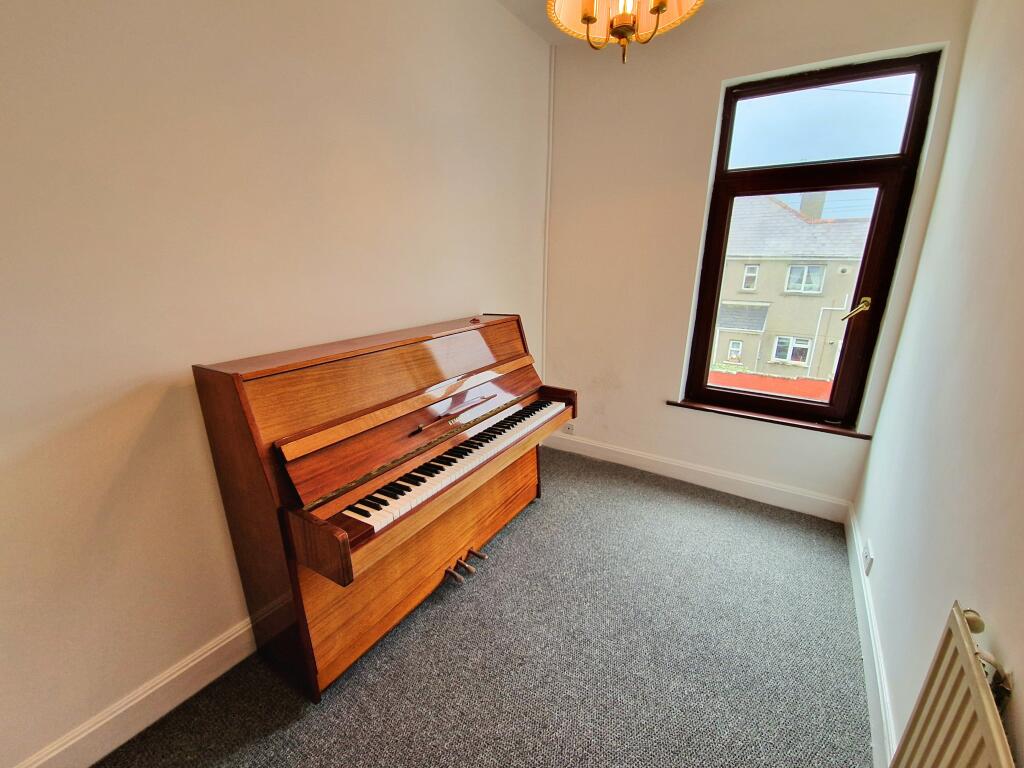 Additional image 10 of BLUNDELL AVENUE, PORTHCAWL, CF36 3YY