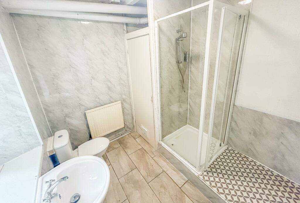 Additional image 7 of Broadway, ,