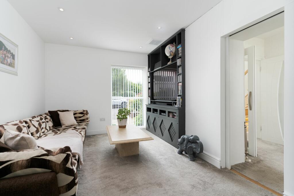 Additional image 9 of Port Road West, Barry