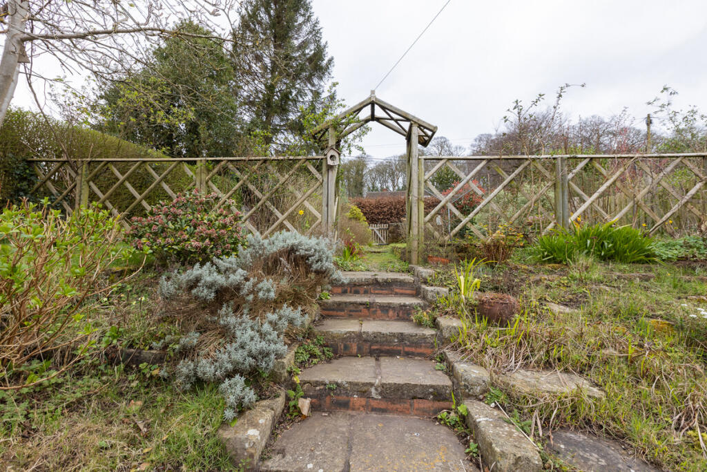 Additional image 15 of The Village, Burton, CH64 5