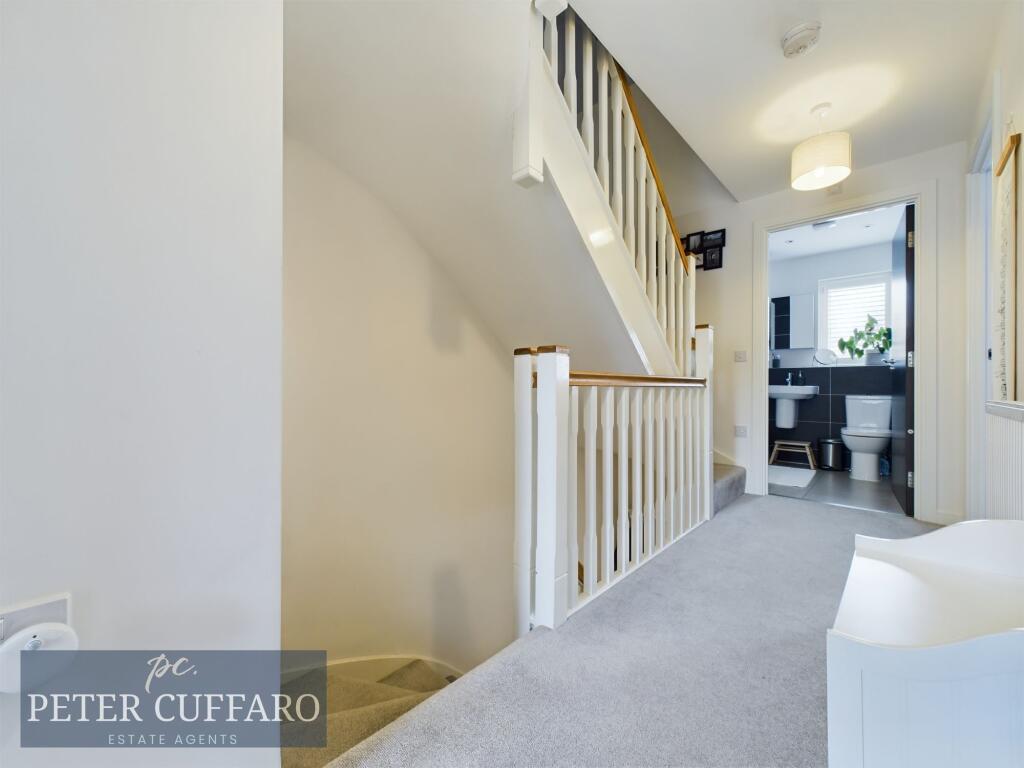 Additional image 18 of Queens Avenue, Welwyn Garden City, AL7