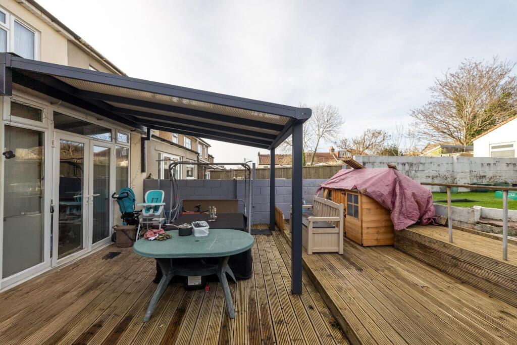 Additional image 17 of Bell Hill Road, St George