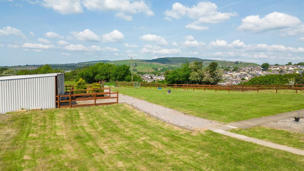 Additional image 20 of Cae'r Ysgol Farm, Tonyrefail, Porth