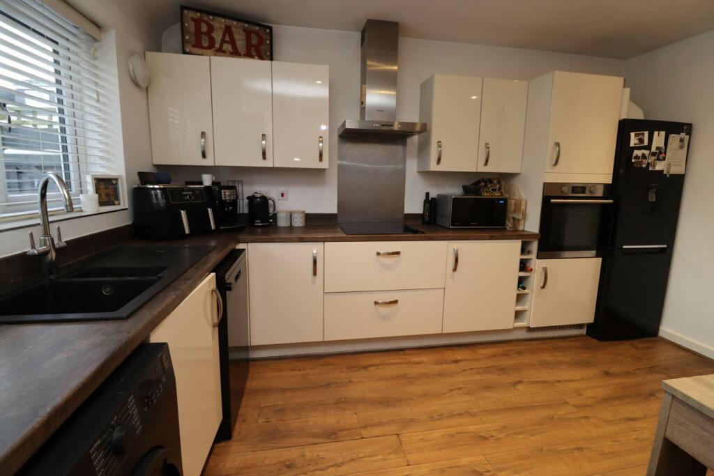 Additional image 7 of Harrison Close, Eastham