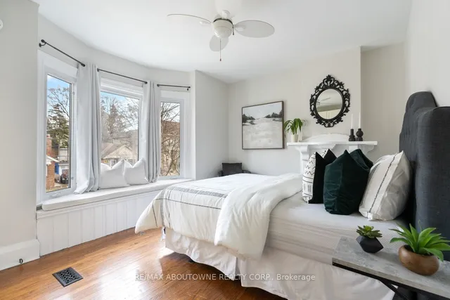 Additional image 31 of 250 Lee Ave