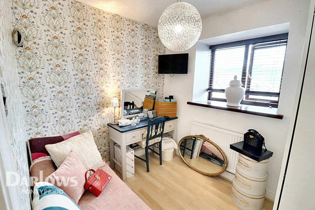 Additional image 27 of Ynys Hir, Pontypridd