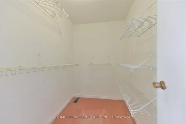 Additional image 27 of 23 Copthorne Ave