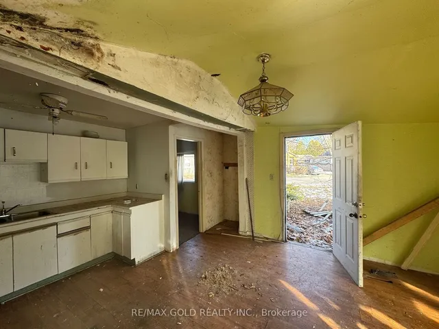 Additional image 14 of 1040 Brook View Ave
