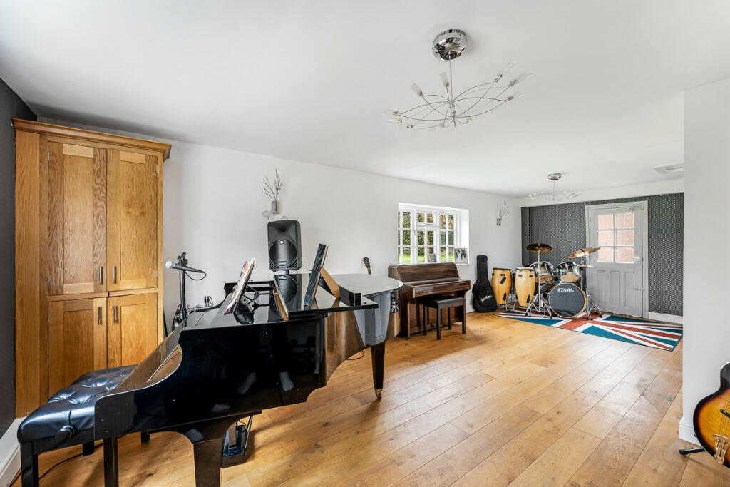 Additional image 19 of Old Hall Lane, Chester, CH3