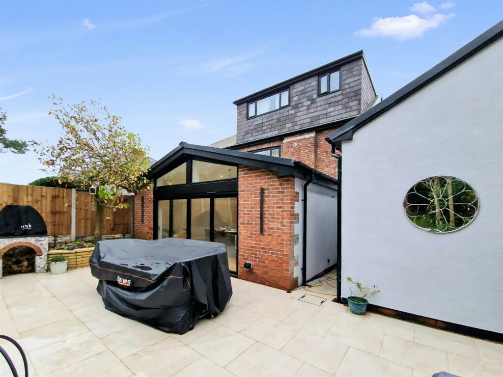 Additional image 38 of Dee Park Road, Gayton, Wirral