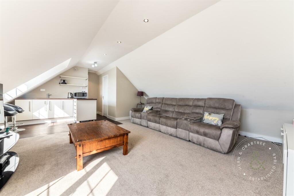 Additional image 44 of Pencoed Avenue, Pontypridd