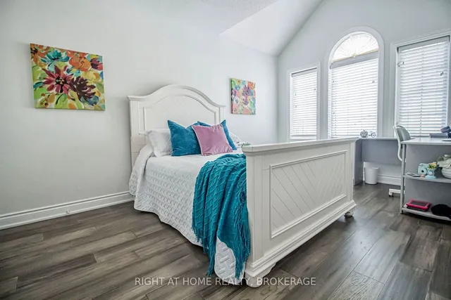 Additional image 20 of 370 Stonehenge Dr Unit 9