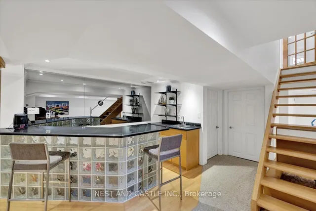 Additional image 18 of 13 Treeview Crt