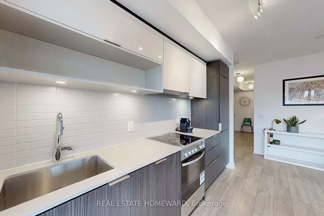 Additional image 13 of 159 Wellesley St Unit 1809