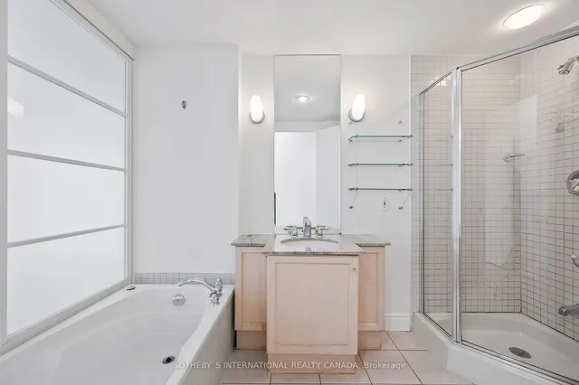 Additional image 35 of 500 Queens Quay W Unit 405W