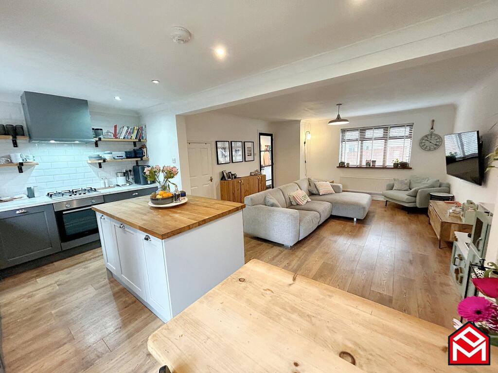 Additional image 3 of Nant-y-coed, Thomastown, Tonyrefail, Porth, Rhondda Cynon Taff. CF39 8FB