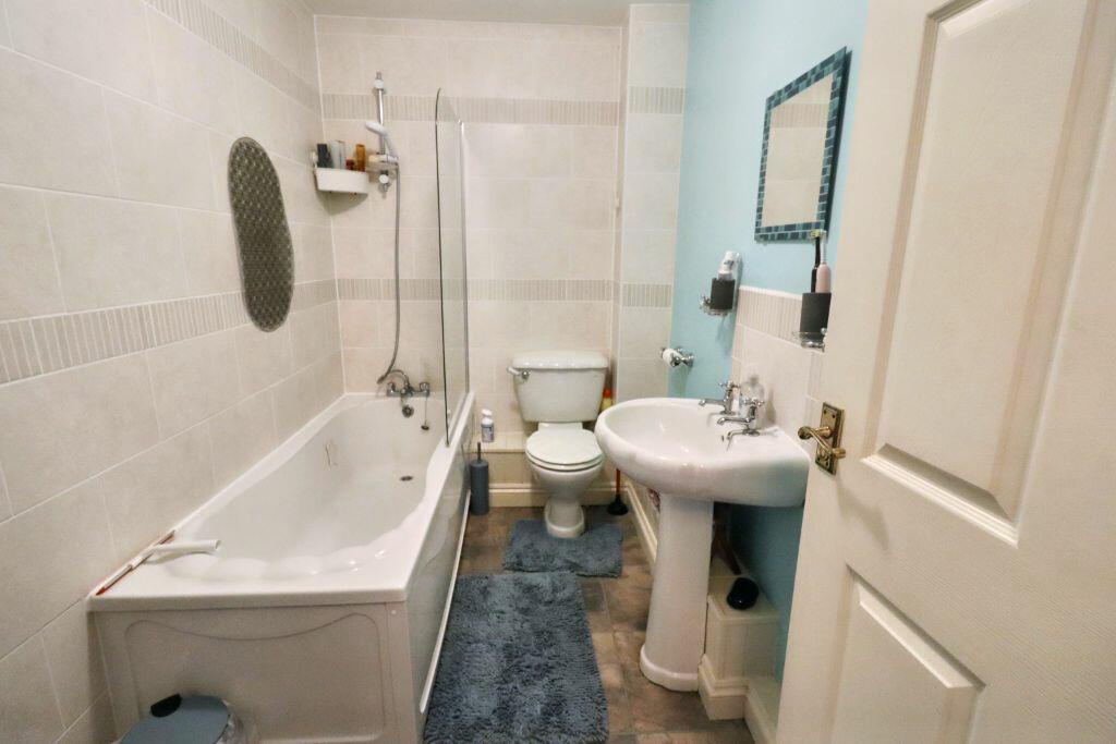 Additional image 8 of Flat , Erris Court, Berw Road, Pontypridd