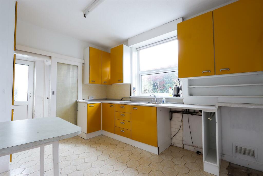 Additional image 5 of Porth Y Castell, Barry