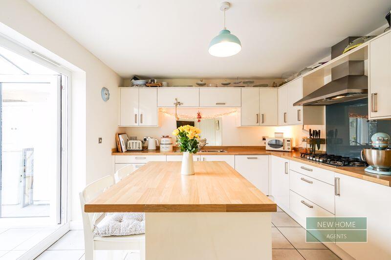 Additional image 5 of Balmoral Avenue, Heaton, Bolton, BL1 5UY