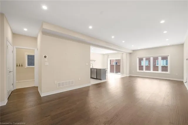 Additional image 14 of 8 Bethune Avenue