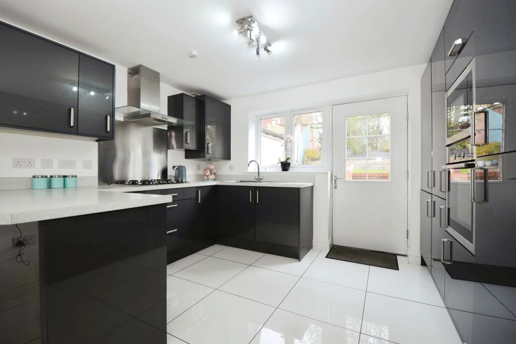 Additional image 4 of Highfields, Tonyrefail, PORTH