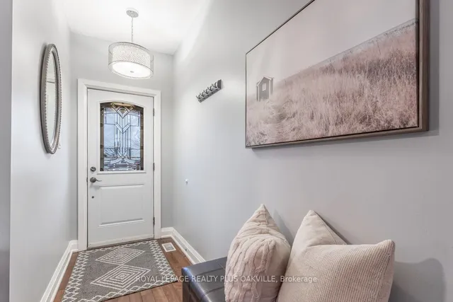 Additional image 6 of 29 1/2 Rosemont Ave