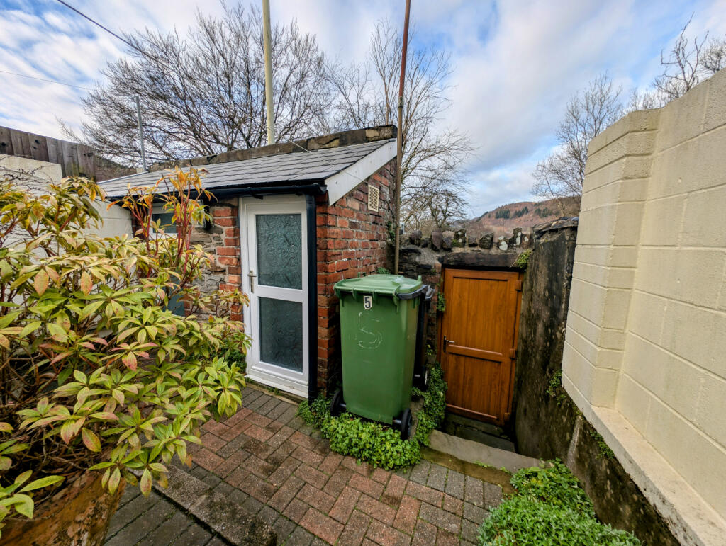 Additional image 31 of Gwendoline Terrace, Abercynon, CF45 4TE