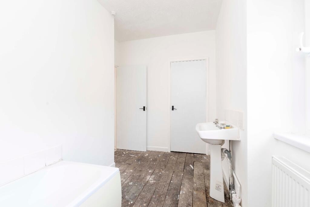 Additional image 17 of Bedlinog Terrace, Bedlinog, Treharris