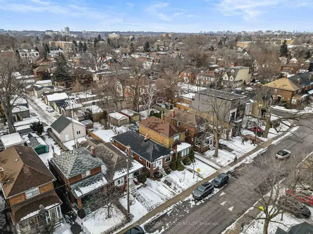 Additional image 26 of 582 Willard Ave